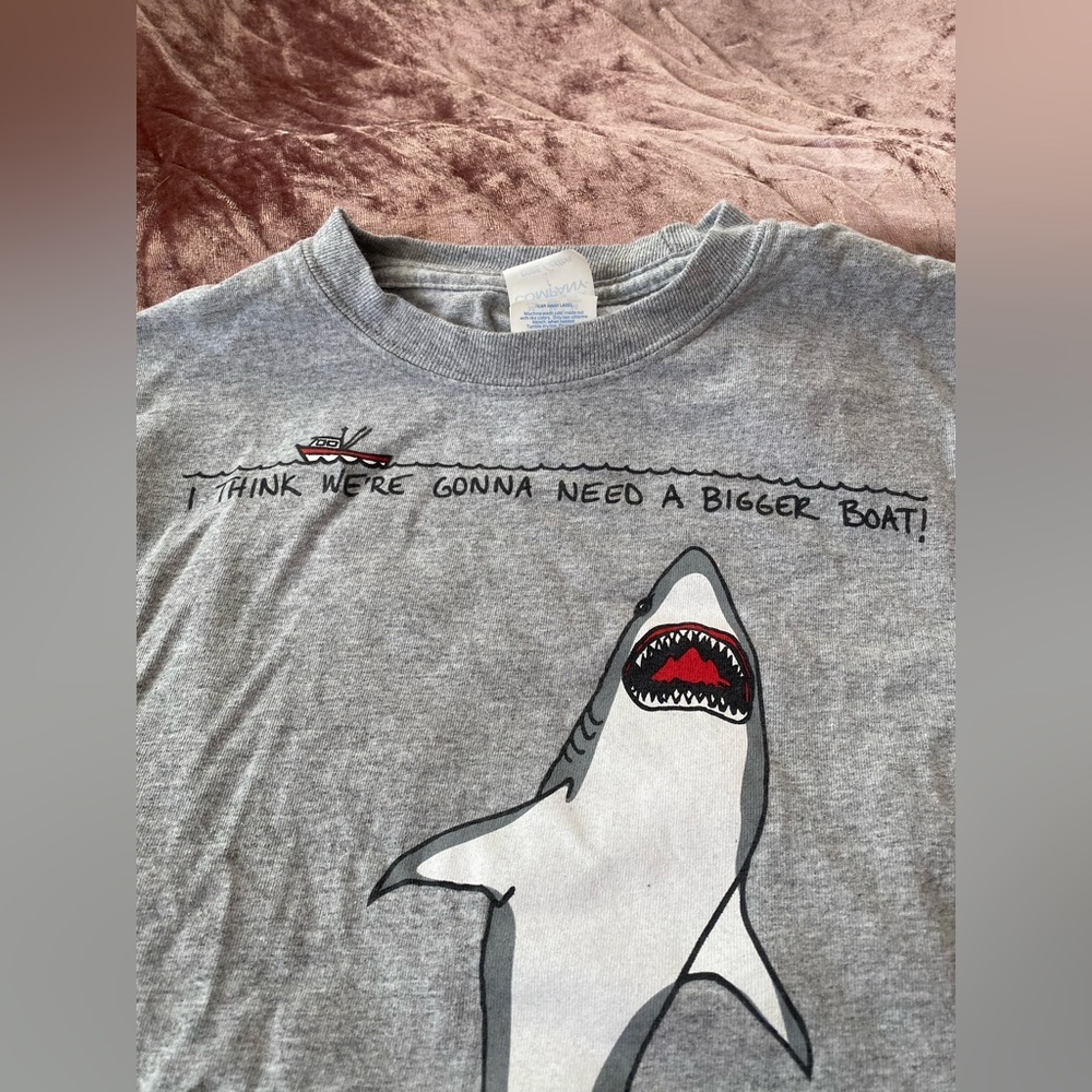 Kid's Gray Shark Graphic Short Sleeve T-Shirt Size M #Cotton